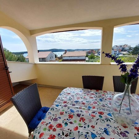 Apartmani Tara Medulin Exteriör bild