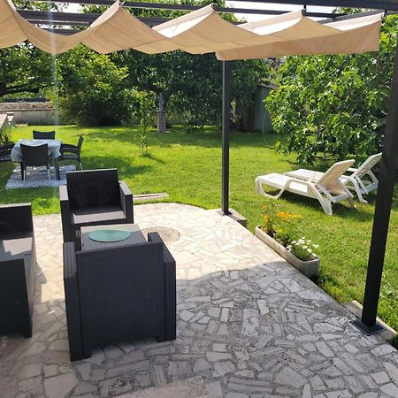 Apartmani Tara Medulin Exteriör bild