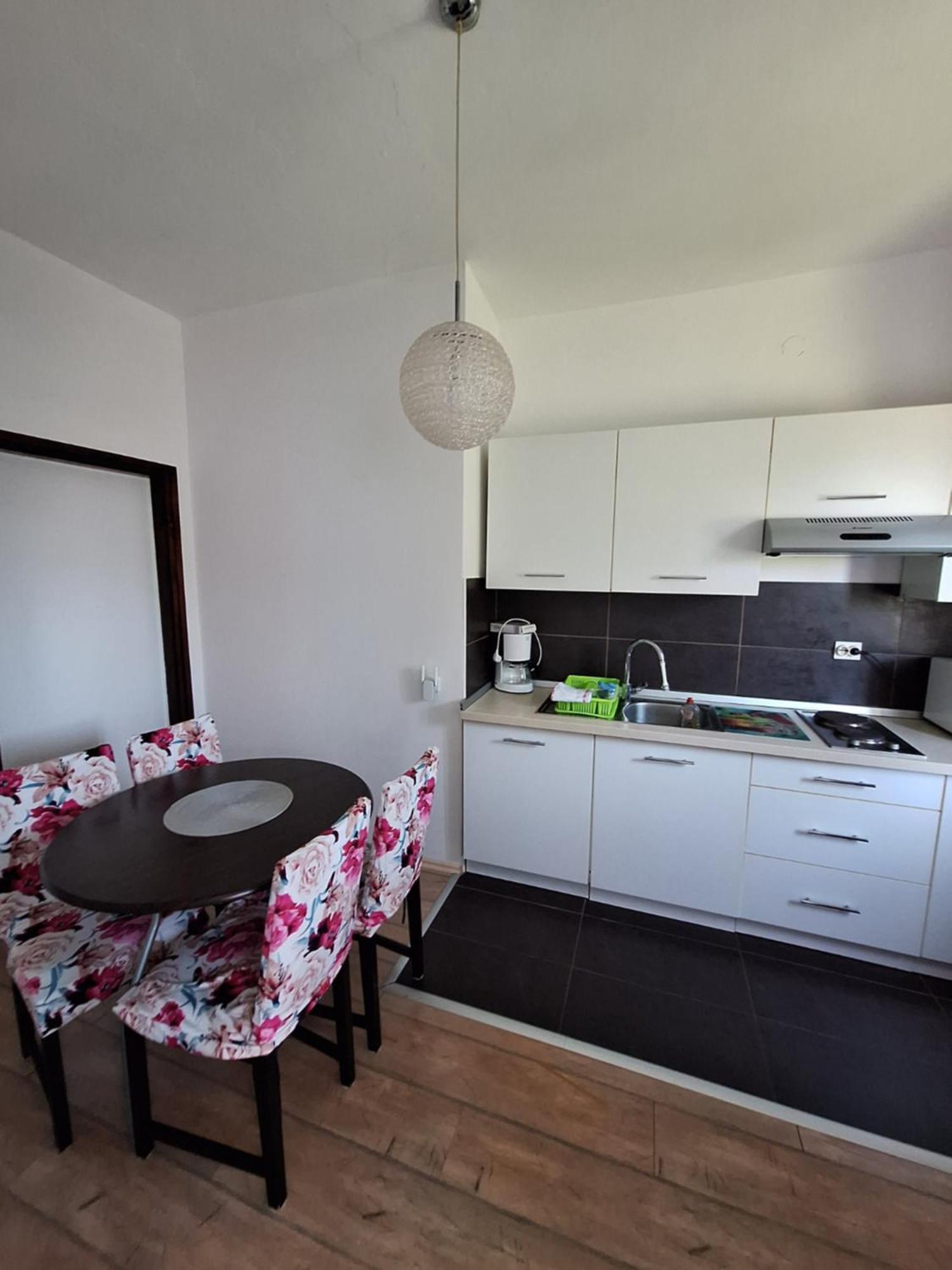 Apartmani Tara Medulin Exteriör bild