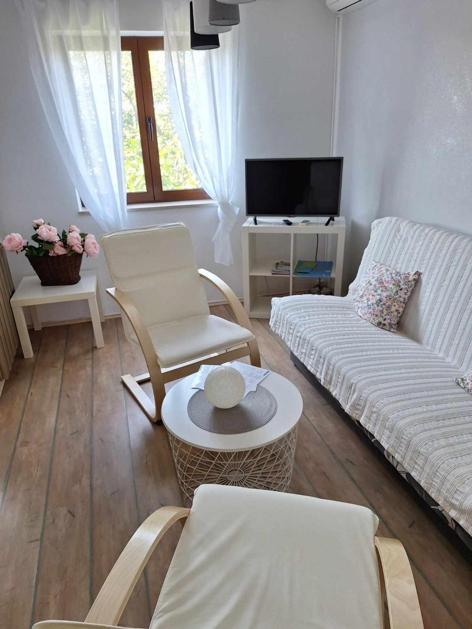 Apartmani Tara Medulin Exteriör bild